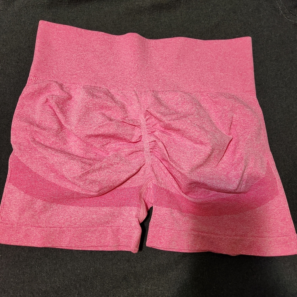 Womens high waist gym shorts. Butt lifting effect.